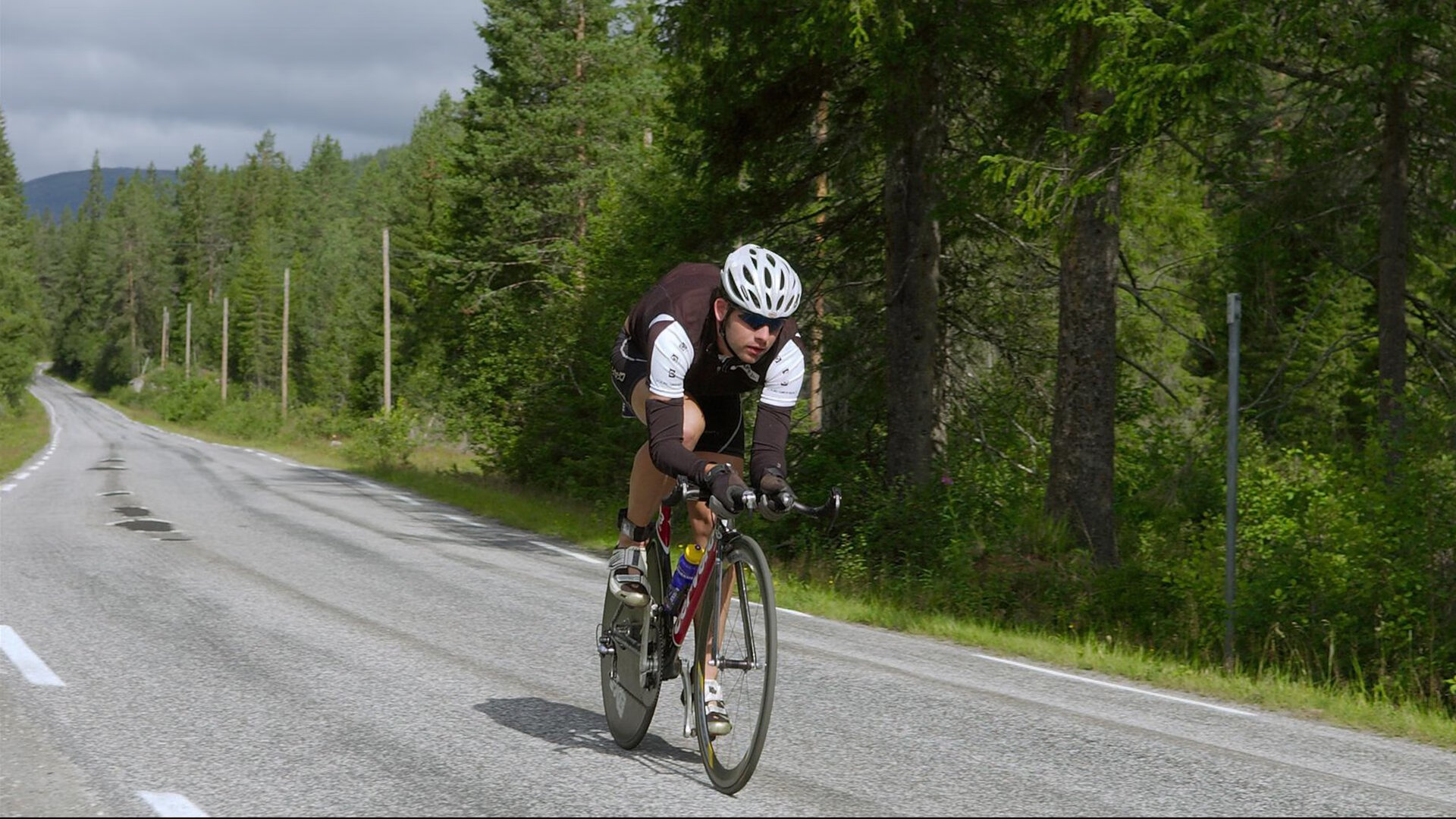 开云体育下载-从高原到极地,一场逆转如何重塑玻利维亚足球的门迪时刻